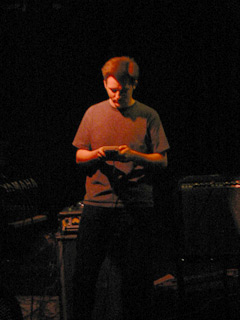 Bit Shifter performs, 2002 12 21, image 04 of 5.