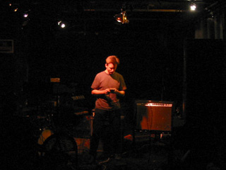 Bit Shifter performs, 2002 12 21, image 07 of 5.