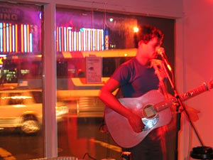 Mark DeNardo performs.  The Tank 2003 08 21, image 26 of 43.